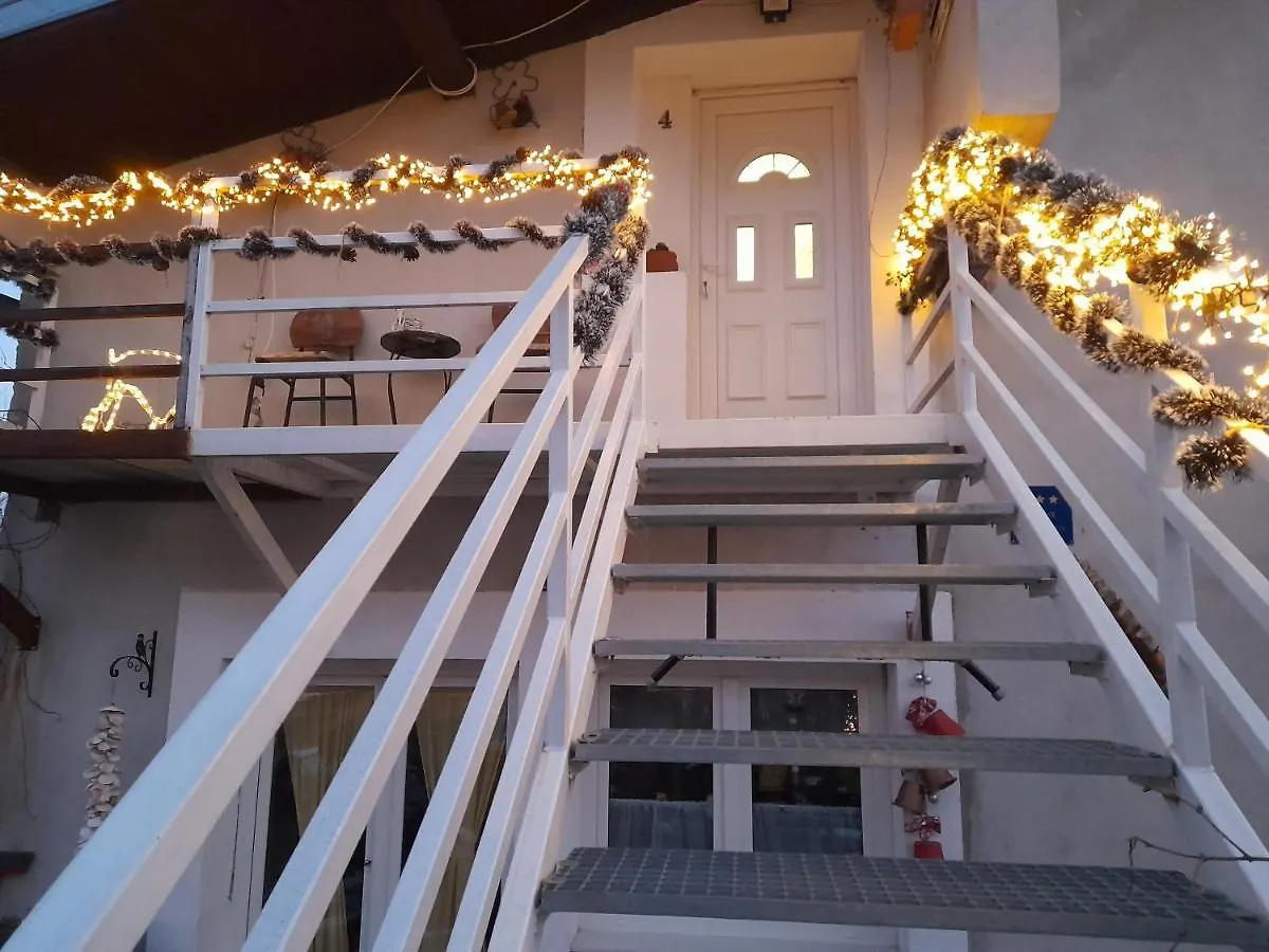 Apartment Ada Bed & Breakfast Gracac  3*, Gracac (Zadar) Croatia