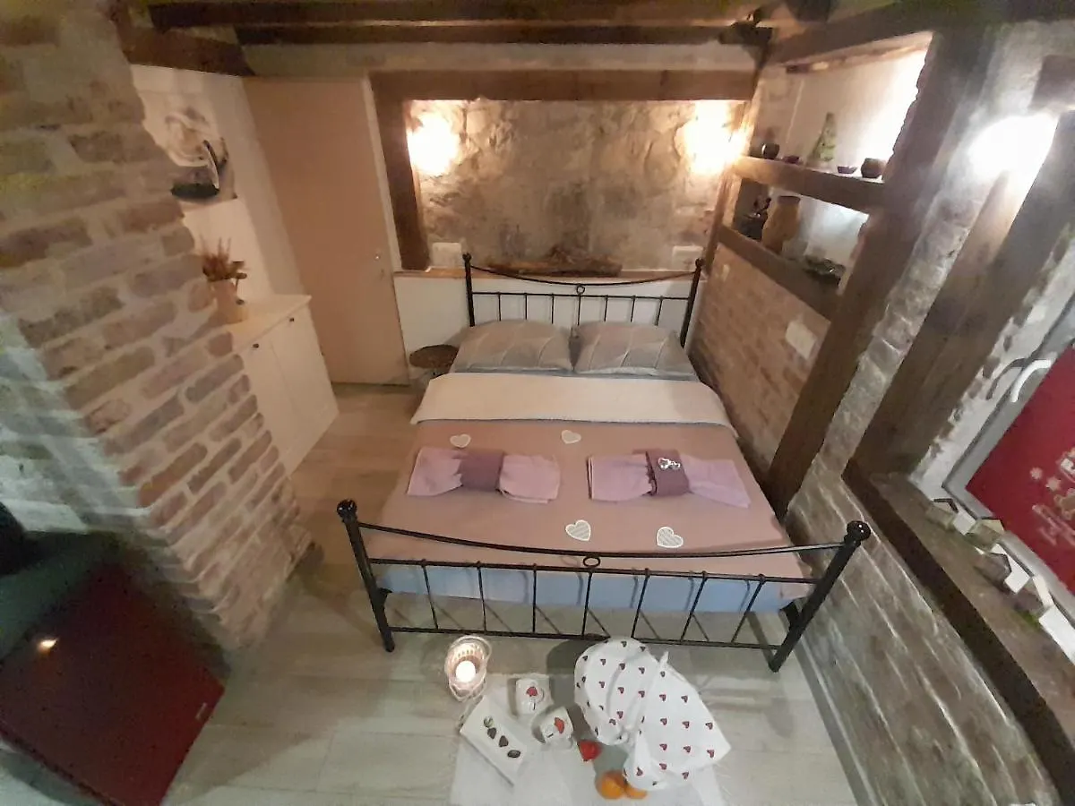 *** Aparthotel Apartment Ada Bed & Breakfast Gracac  Croatia