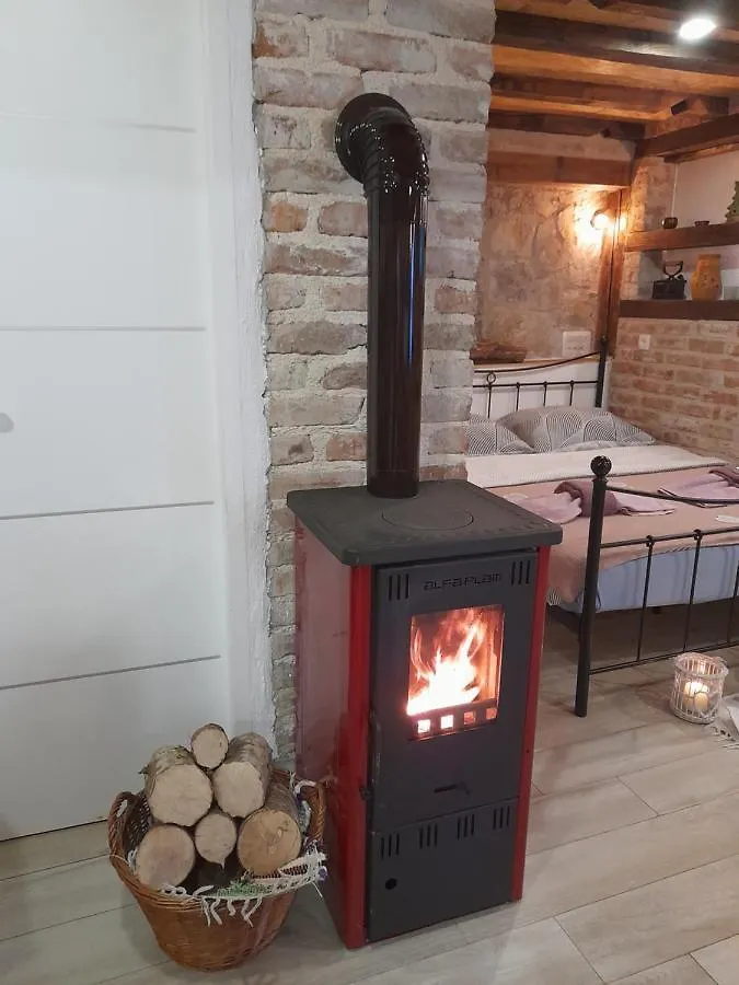 Apartment Ada Bed & Breakfast Gracac  Aparthotel Gracac (Zadar)
