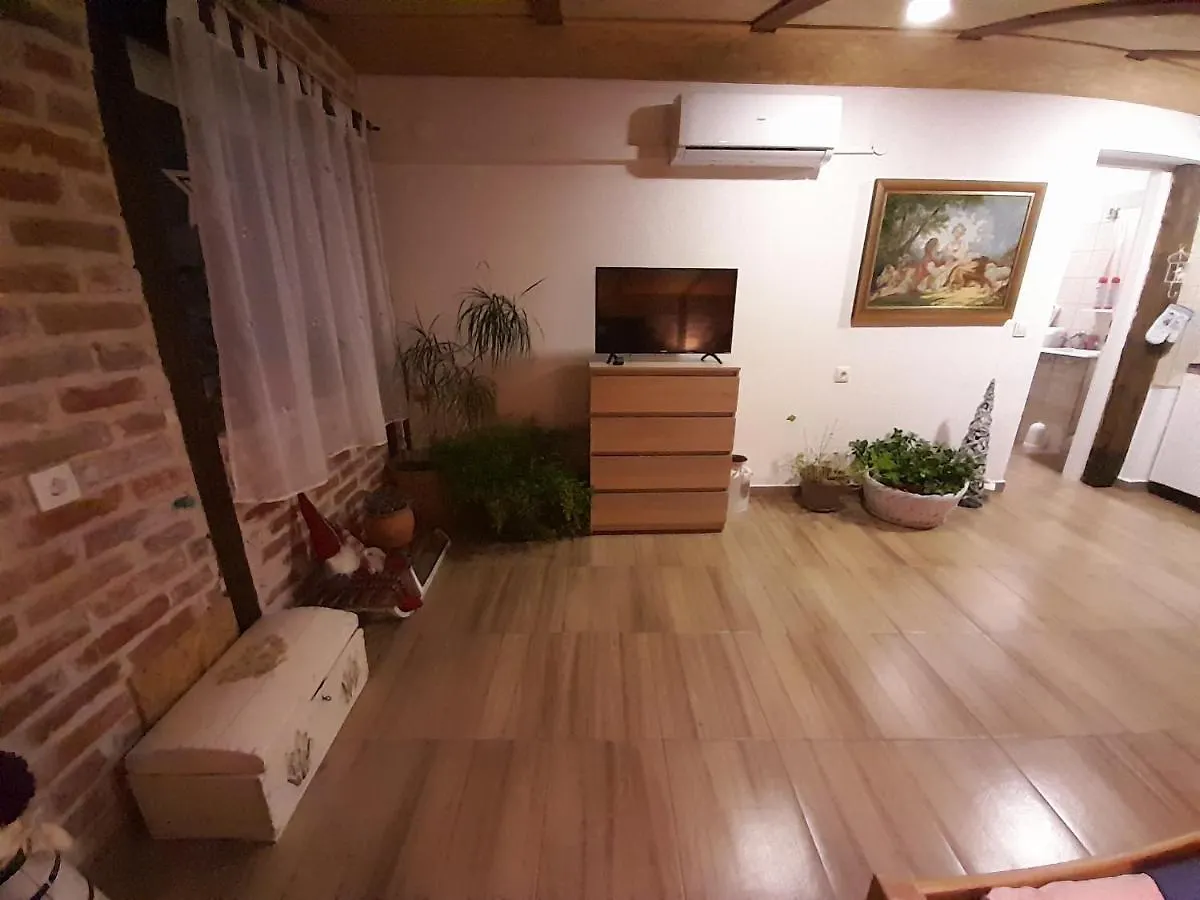 Apartment Ada Bed & Breakfast Gracac  Aparthotel Gracac (Zadar)