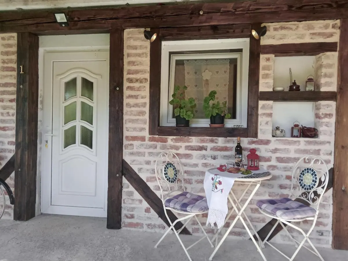 Apartment Ada Bed & Breakfast Gracac  Croatia