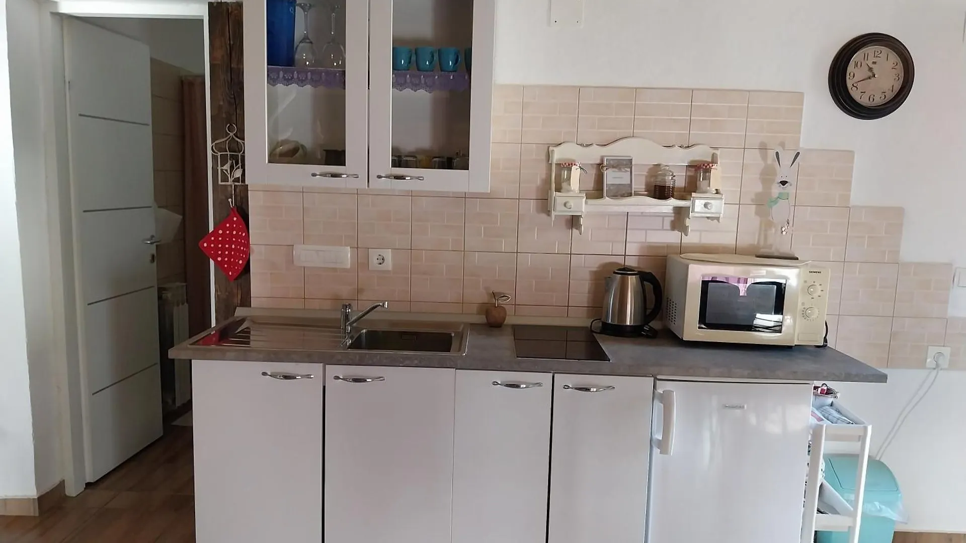Apartment Ada Bed & Breakfast Gracac