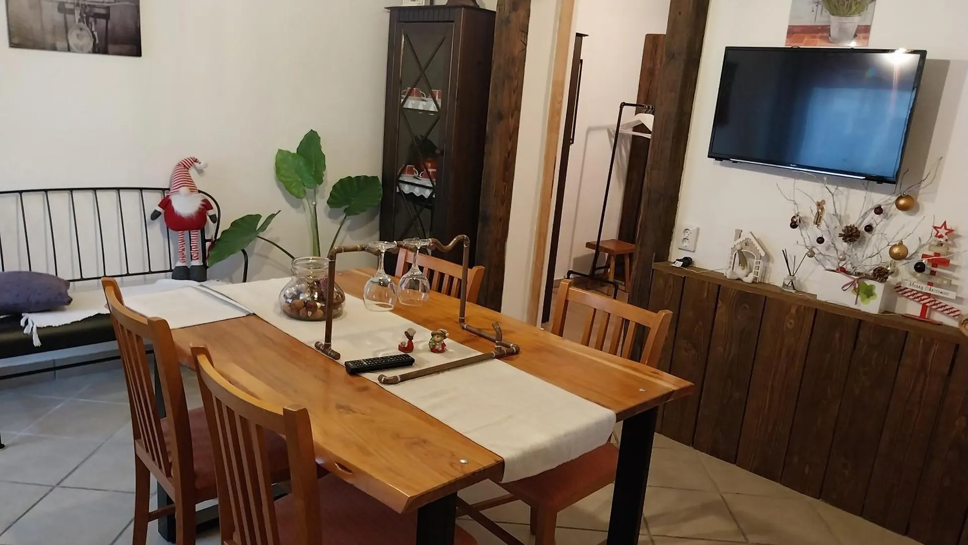Apartment Ada Bed & Breakfast Gracac  Croatia